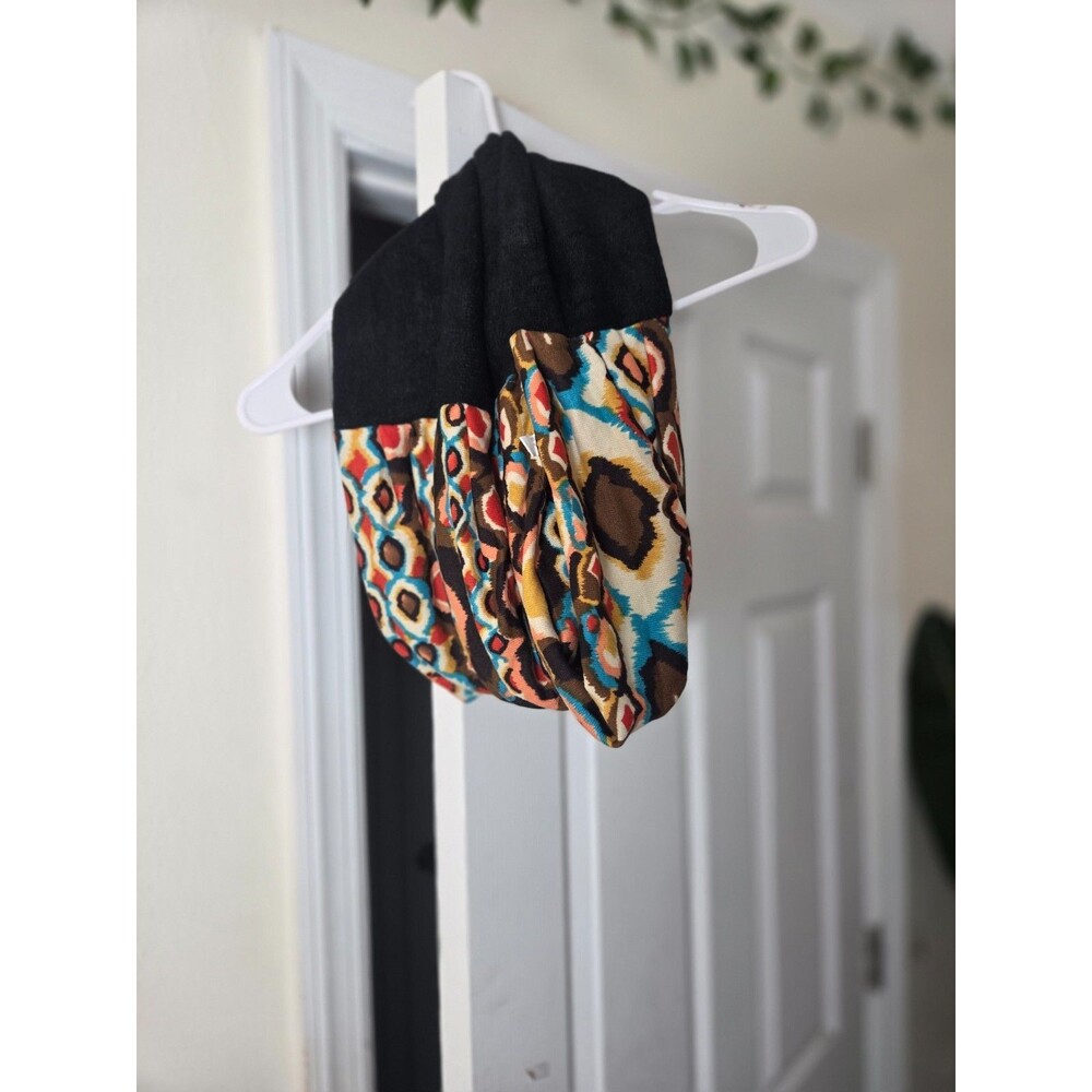 Pebble Print Color Block Knit Scarf Soft Winter Wrap for Women Fashion Accessory